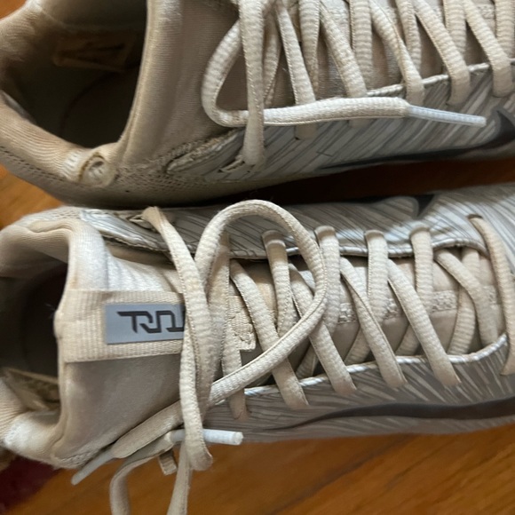 Nike Mike Trout Cleats - Picture 5 of 7